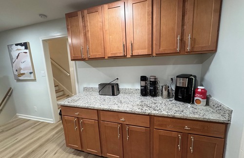 Southwest Raleigh House | Large Cary Family Home-3 King Beds, Fenced Yard, 3 full bathrooms