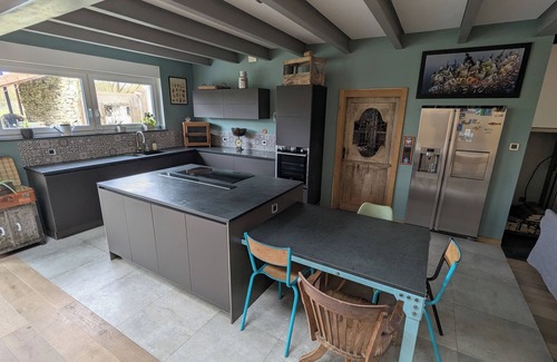 Grundviller House | Large country house sleeps 14 - Garden - Nordic bath