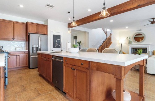 Temecula House | Large, executive level family home in great neighborhood