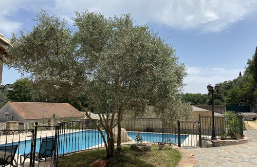 Anduze House | Large family home
