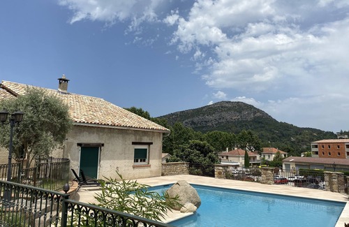 Anduze House | Large family home