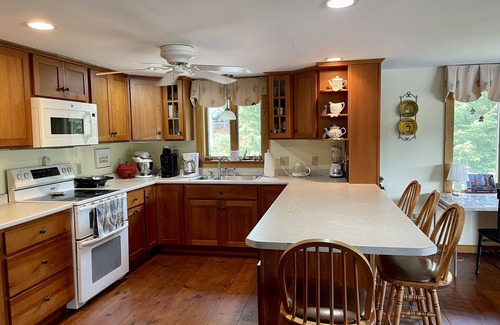 The Bays House | Large Family Home On Cassie Cove, Lake Ossipee