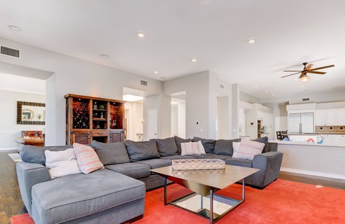Poway House | Large family paradise + pool house
