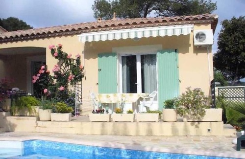 Nimes City Centre Villa | Large Independent Studio, Quiet, in Nîmes, terrace and pool, Greenery setting