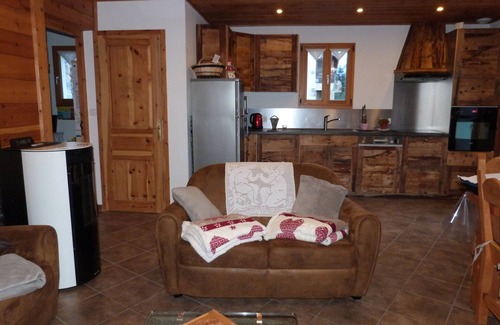 Molines-en-Queyras Ski Chalet | LARGE INDIVIDUAL CHALET CLASS 4 STARS, SUNNY, QUIET;