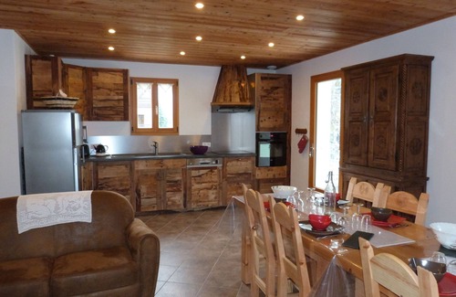 Molines-en-Queyras Ski Chalet | LARGE INDIVIDUAL CHALET CLASS 4 STARS, SUNNY, QUIET;