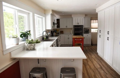 Hayden House | Large Kitchen, Hot tub, Game & Arcade Room