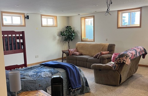 Amery House | Large Lake Home Getaway