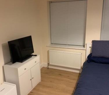 Cobham Apartment | Large Luxury appartment