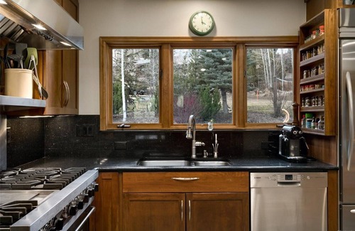 Steamboat Springs House | Large Luxury Home Located in Heart of Steamboat Springs with 2 Car Garage
