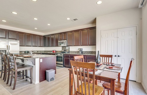 Menifee House | Large Menifee Home: 1 Block to Neighborhood Park!