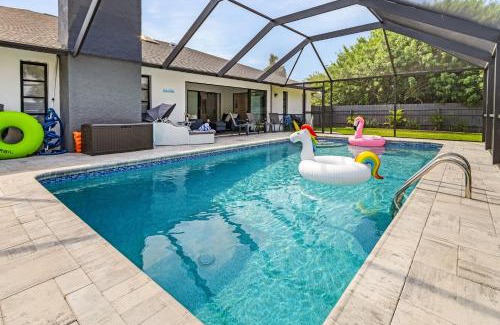 Port Charlotte House | Large Outdoor Living Space, Pool Table and Heated Pool - Oasis of Port Charlotte - Roelens