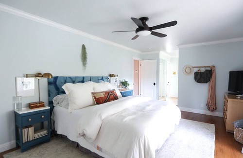 San Rafael House | Large Pool, Outdoor Kitchen, Designer Feel - California Living in Marin County