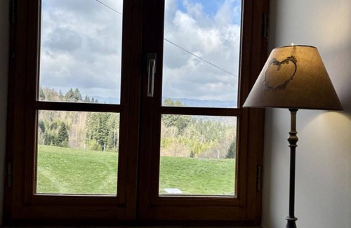 Laprugne Cottage | Large quiet holiday home with garden and pets allowed