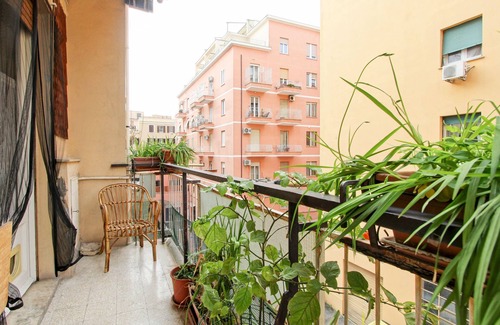 Gianicolo Apartment | Large & Quiet Home in Rome Monteverde