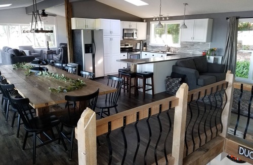 Otley House | Large ranch home with a great lake view