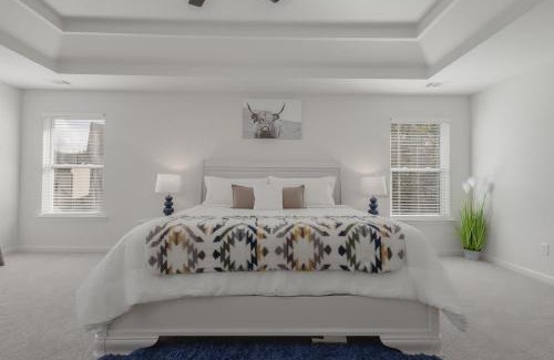 Braselton House | Large Rustic Family Home By RoadATL-KingBed-Firepit-Grill