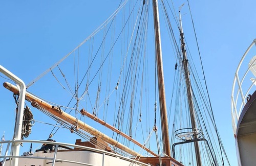 Scheepvaartkwartier Boat Rental | Large Sailing ship "Marie Galante" for groups accommodation