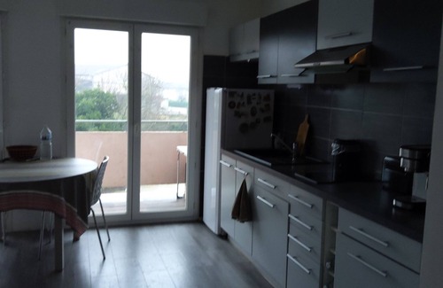 Albi Apartment | Large T2, close to town center, train station, golf course, shops. Private parking included