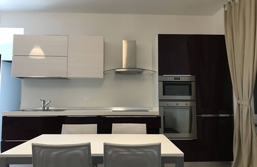 Senago Apartment | LARGE TWO-ROOM APARTMENT2 MILAN FAIR APP2
