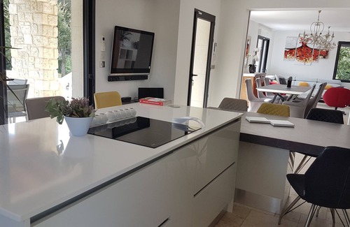 Rochegude Other | Large villa in Drôme provençale. Nice benefits.