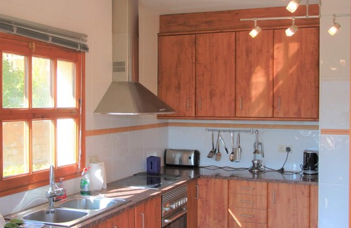 Calonge Villa | Large Villa with Heated pool 2km from beach suitable for families and groups