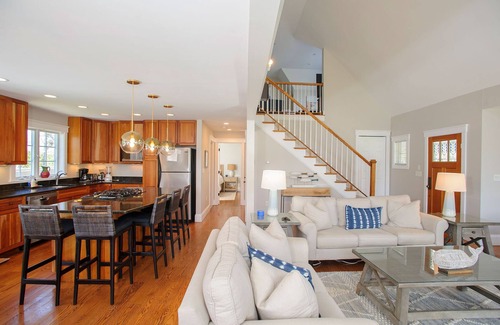 Katama House | Large, well-kept home just outside of Edgartown. 2026 bookings start early sep