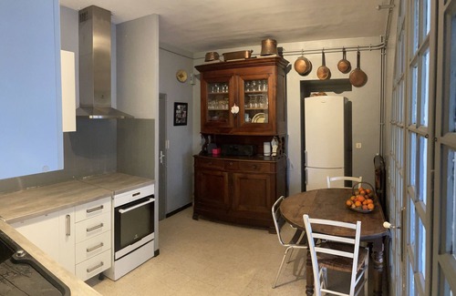 Bernis House | Large winegrower's house with swimming pool