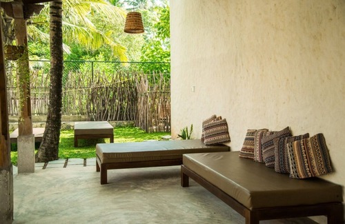 Midigama East House | Largely open to make the most of the wonderful sea breeze
