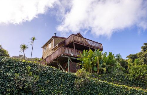 Fish Hoek House | Lark House, Peaceful Mountain Home with Wonderful Ocean Views
