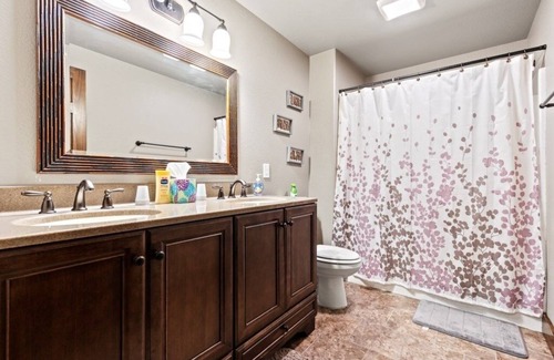 Deadwood Villa | LARKSPUR HILLS (5-Bedroom Villa) by RedAwning