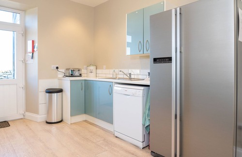 Monreith Cottage | Larroch Farmhouse - a house that sleeps 10 guests in 5 bedrooms