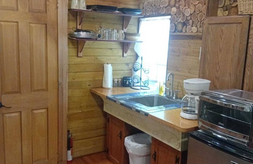 Athens Cabin | Larry's Cabin on a Koi Pond