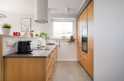Targowek Apartment | Las Bródnowski Urban Jungle Apartment