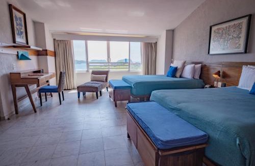 Santa Maria Huatulco Resort | Las Brisas Huatulco-All Inclusive