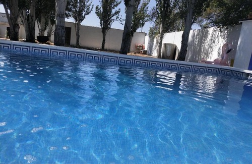 Villafranca de los Caballeros House | Las Banderas