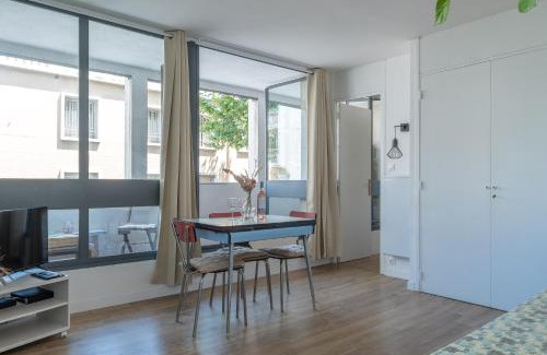 Les Cinq Avenues Apartment | *Las Flores* joli studio avec balcon