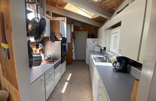 Stonington Cottage | Lasky Cottage - Contemporary, Ocean View Cottage