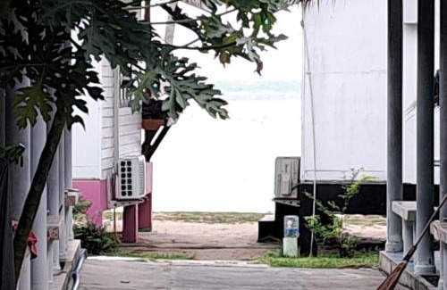 Baan Tai Resort | Last Hammock Beach Resort