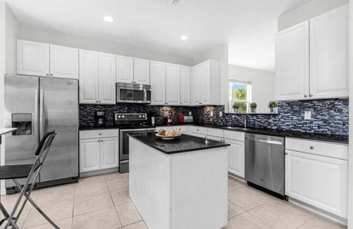 Veranda Palms Villa | Last Minute Disney Getaway! Private Pool, Hot Tub & Games Room. Book Now! #113429