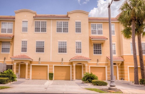 Florida Central Atlantic Coast House | Last Minute Disney Getaway! Townhouse with Private Pool. Book Now! #39264