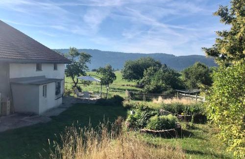 Val-de-Travers House | LaTerestone