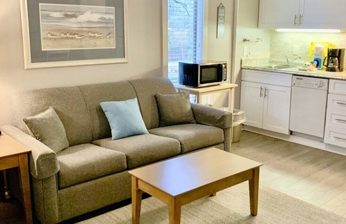 Briarcliffe Acres Condo | Latitude Adjustment-2254