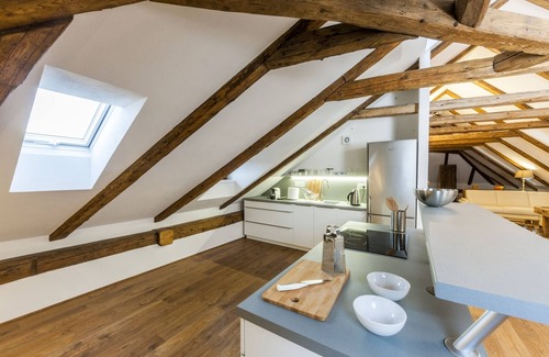 Cesky Krumlov Apartment | Latron 98