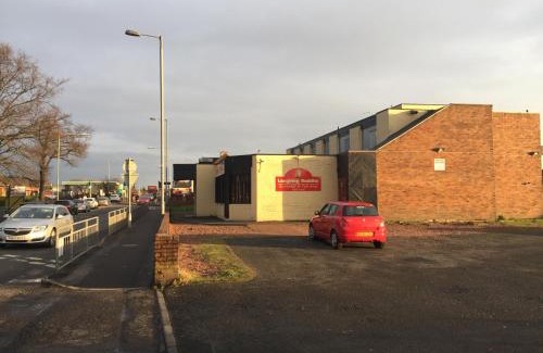 Glasgow House | Laughing Buddha Guesthouse