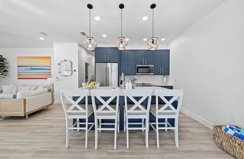 Avon By The Sea House | Launch Pad 5/4.5 with En Suites- Beach access