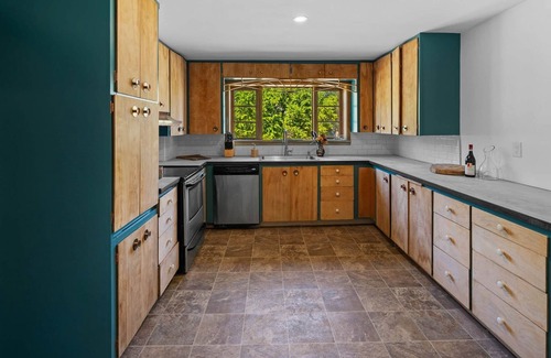 Nucla House | Launchpad to explore Moab + Telluride - Nucla Haus