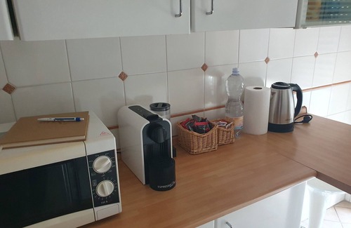 Appio Latino Apartment | Laura's RHome entire apartment, close to metro and well connected to downtown