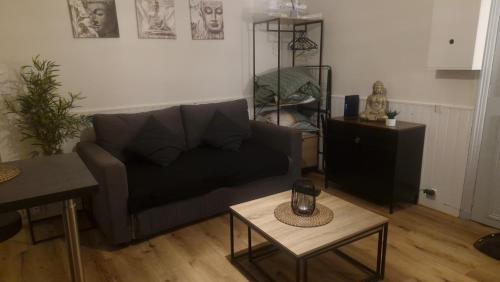 Marengo - Jolimont Apartment | Laurema's BnB