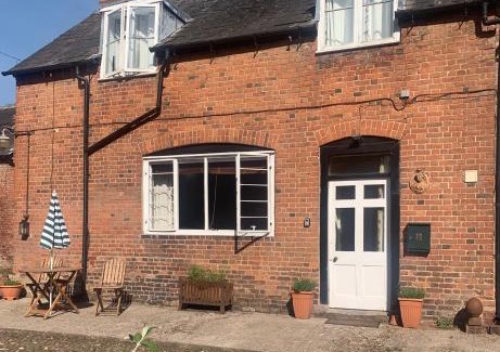 Lugwardine House | Lavender Cottage